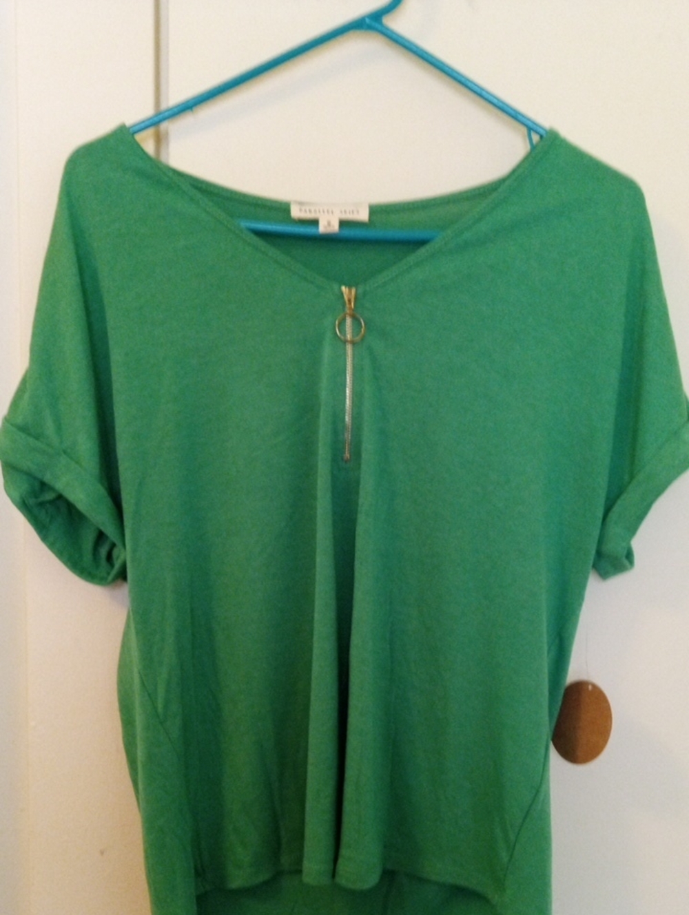 Brand New Short-Sleeve Tee with Front Ring Zipper